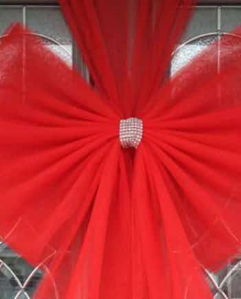 Red Standard Door Bow